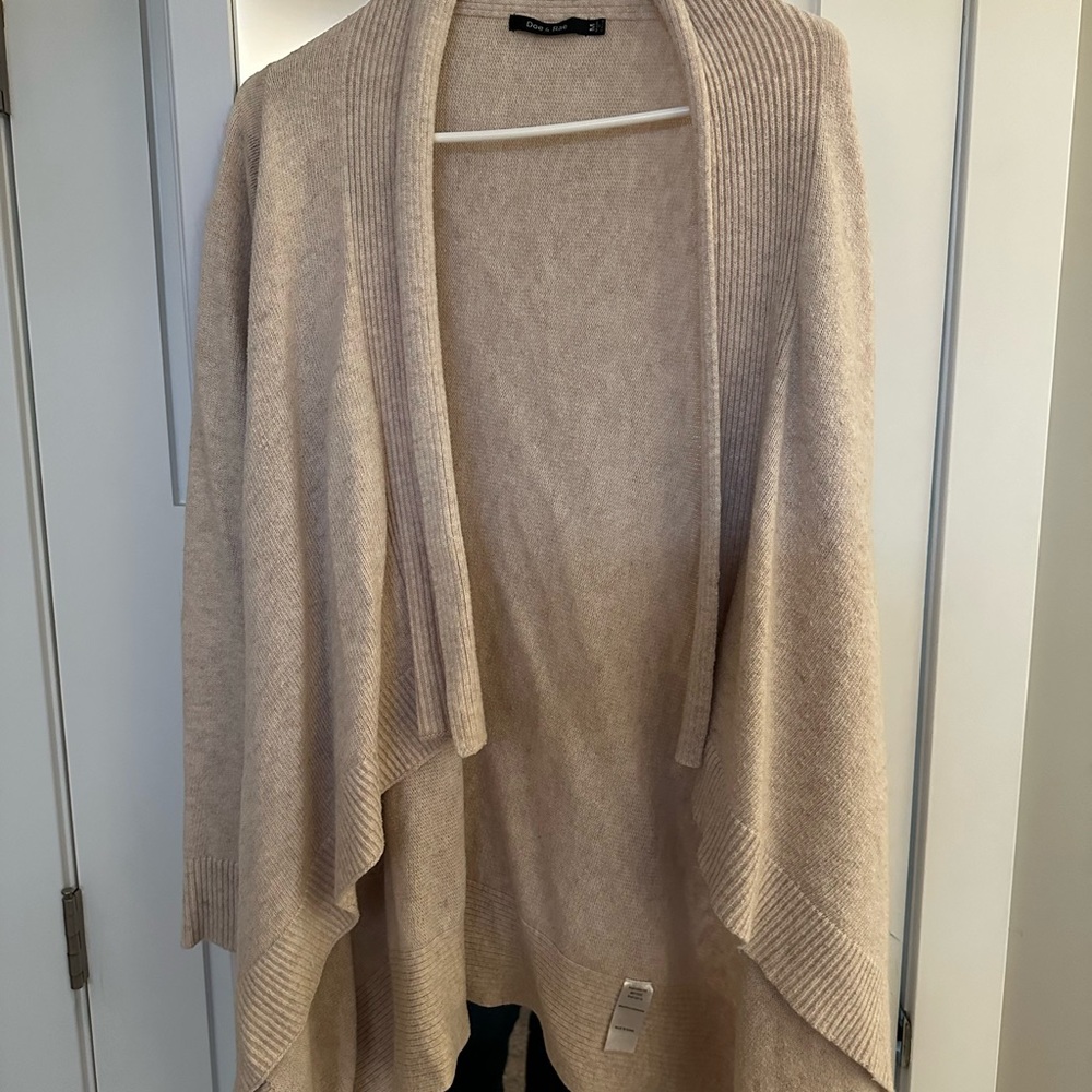 Elegant Beige Women's Sweater